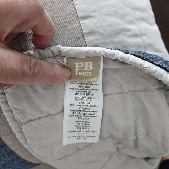 Pottery Barn Teen Twin Quilt & Sham - Picture 3 of 4